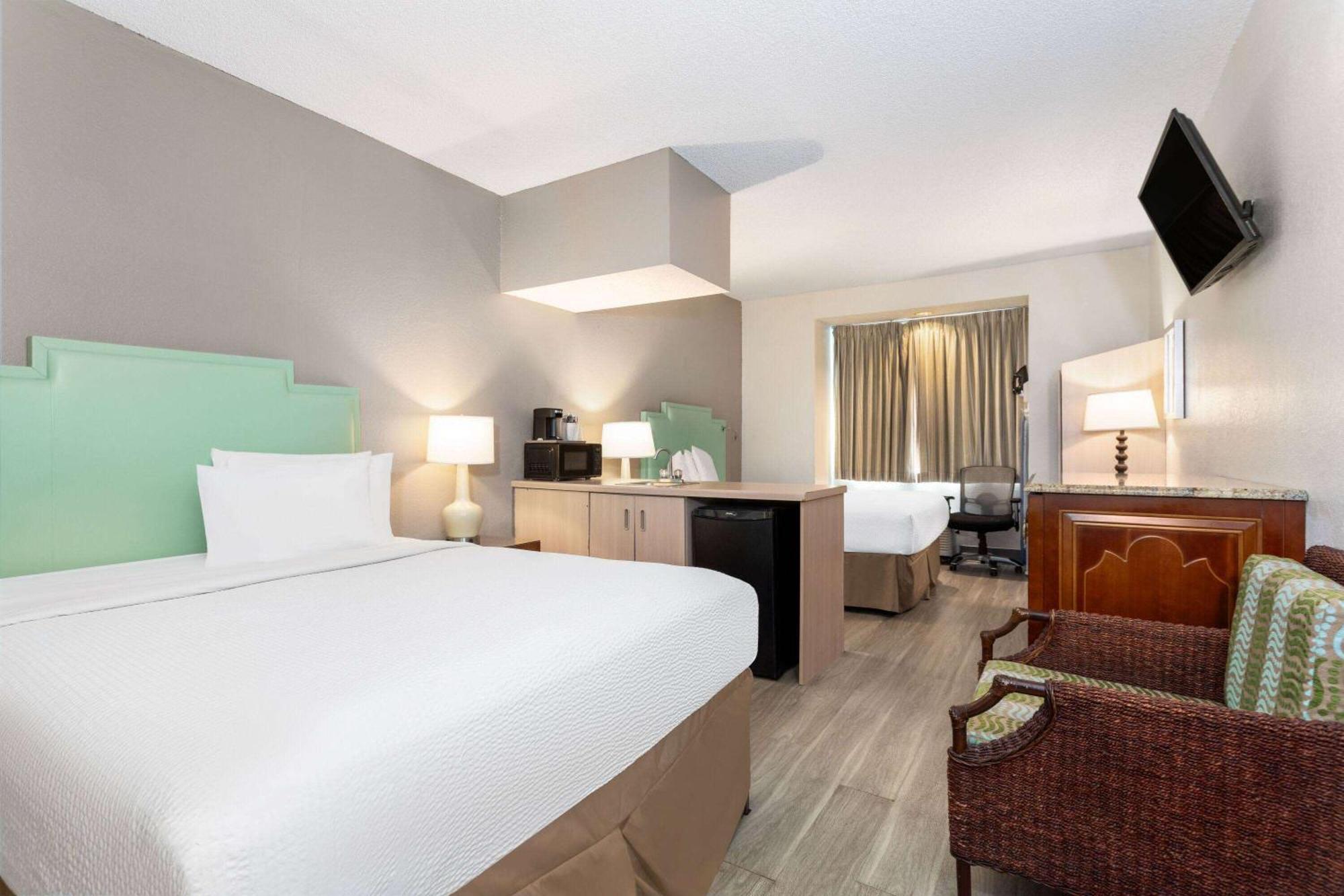 Baymont By Wyndham Orlando-International Dr-Universal Blvd 외부 사진