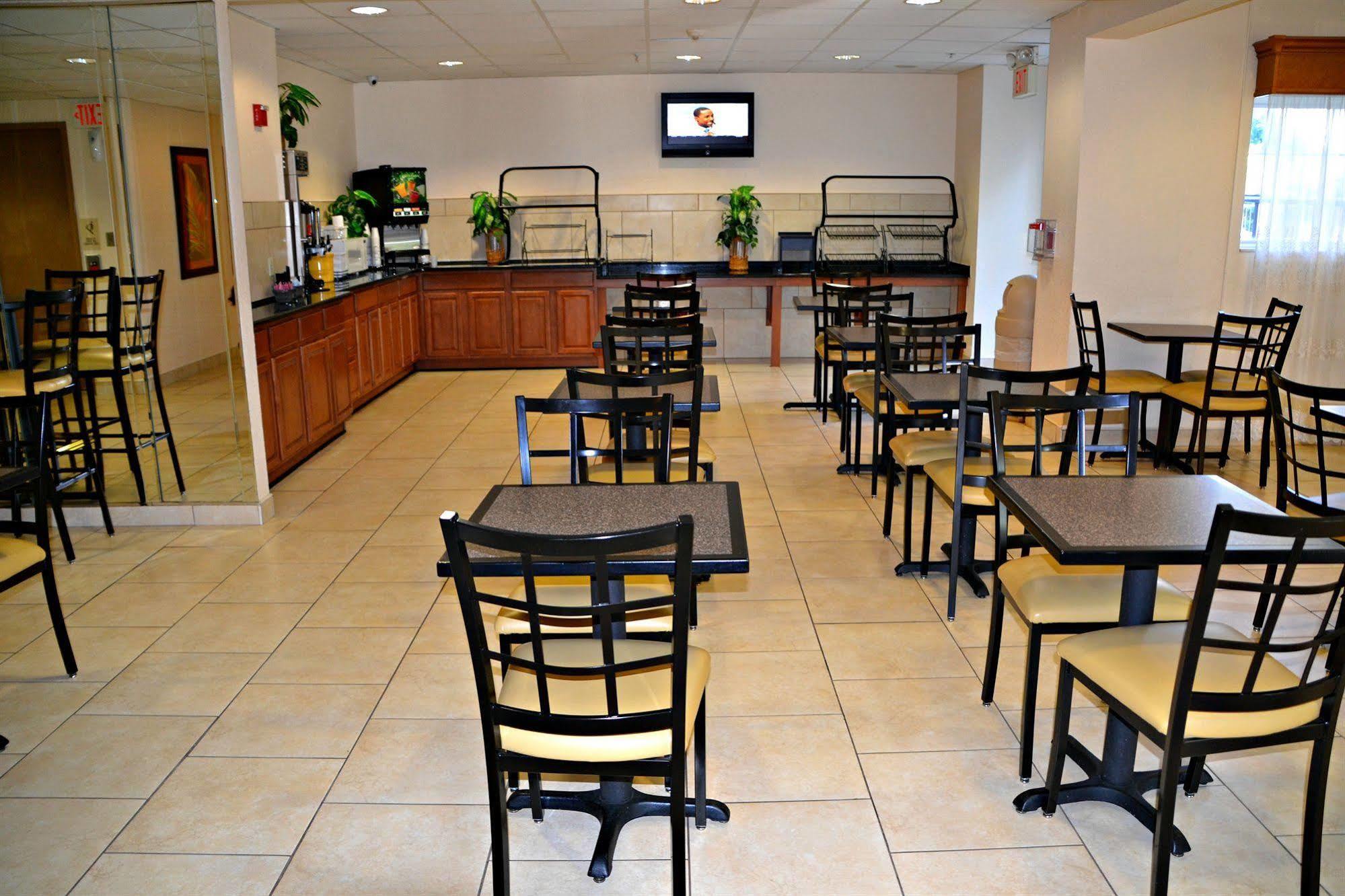 Baymont By Wyndham Orlando-International Dr-Universal Blvd 외부 사진