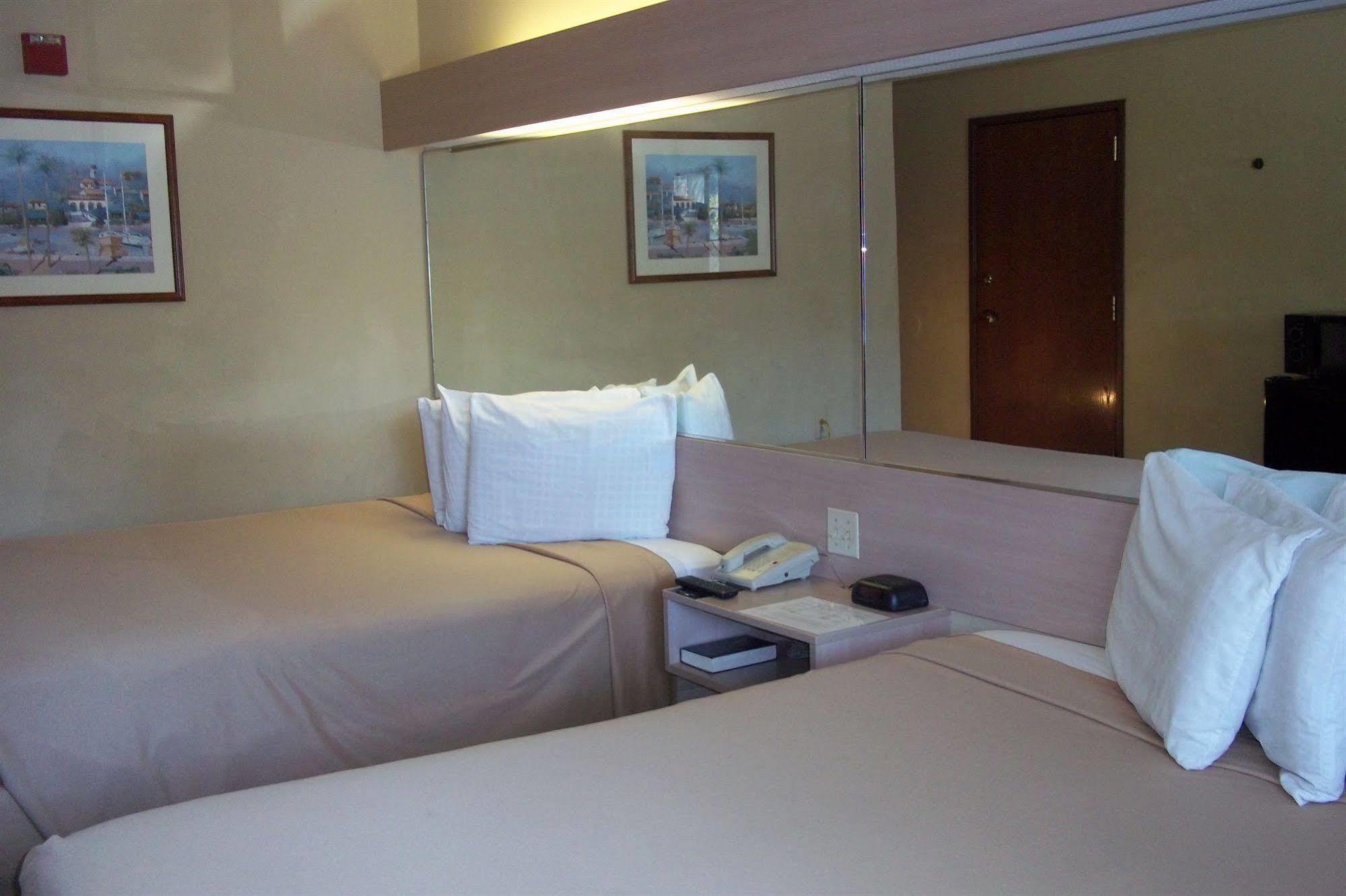 Baymont By Wyndham Orlando-International Dr-Universal Blvd 외부 사진